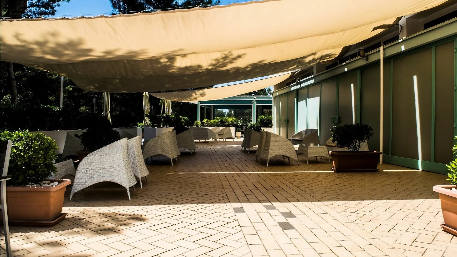 Hotel Pula 3*,  Croatia